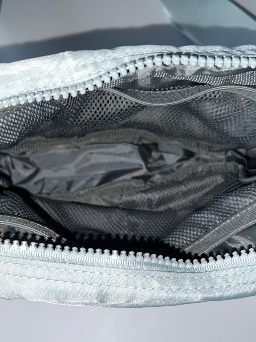 New Gaiam Sidekick Waste Pack, Sky Blue! - Picture 5 of 15